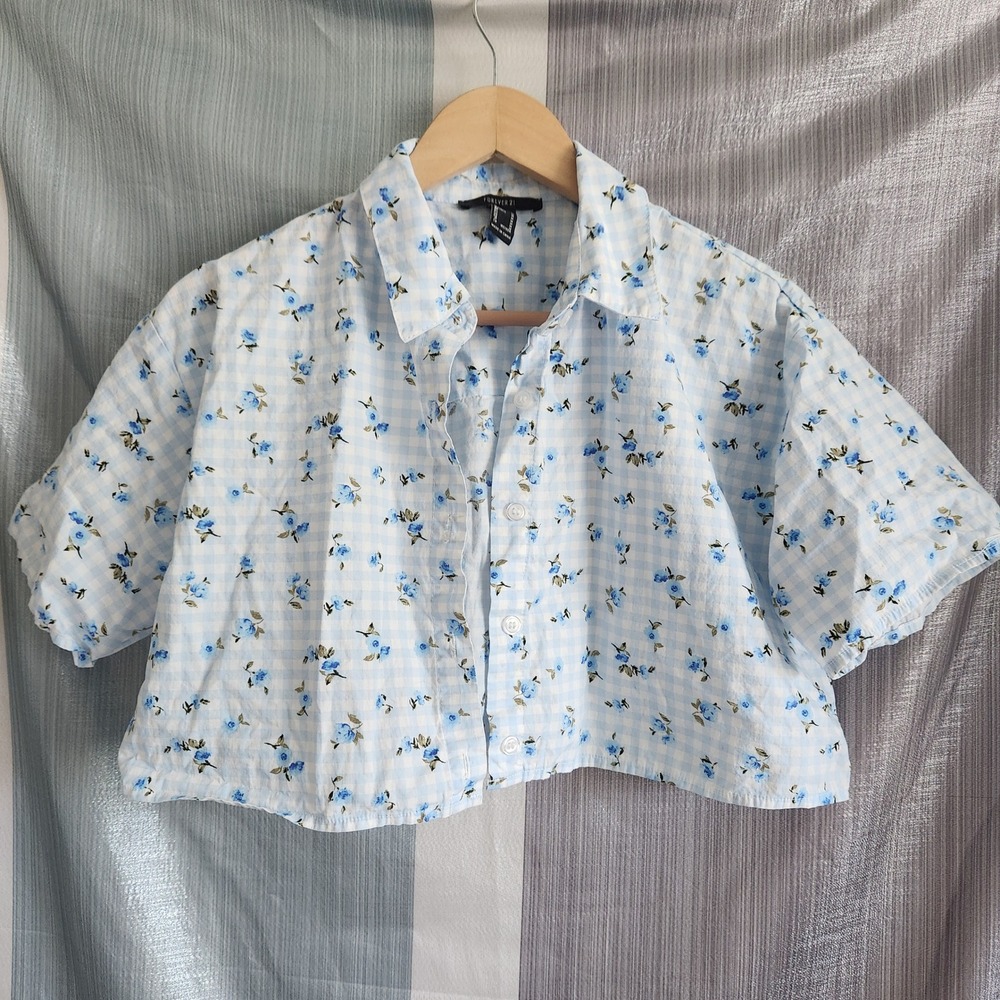 Forever 21 Blue Gingham Floral Cropped Shirt M Cottagecore Grandma Ditzy Picnic